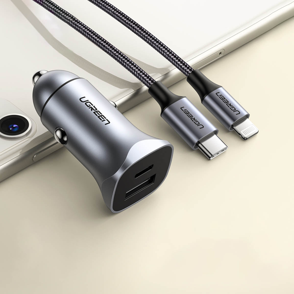 Ugreen CD130 USB-A / USB-C 30W automobilinis įkroviklis - pilkas
