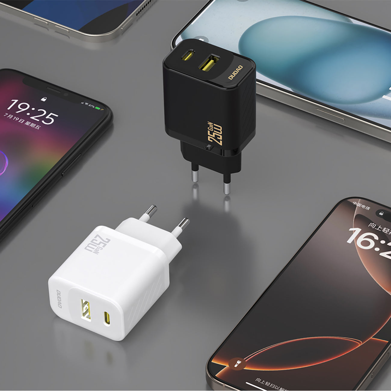 Dudao sieninis įkroviklis A26TCEU PD QC 25W GaN USB-A USB-C su USB-C laidu - juodas