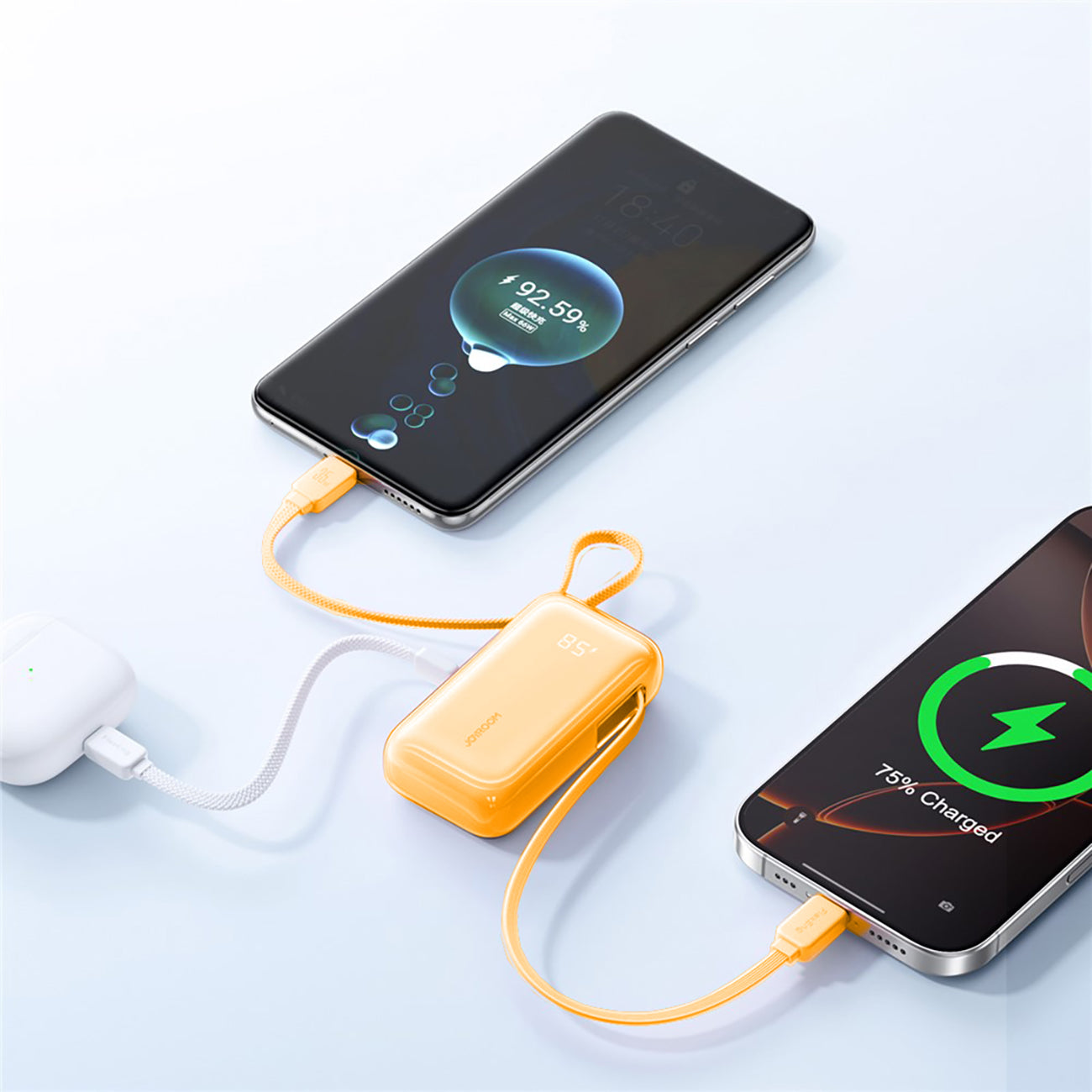 Joyroom JR-PR2 35W 10000mAh Powerbank su integruotais USB-C ir Lightning kabeliais - Oranžinė