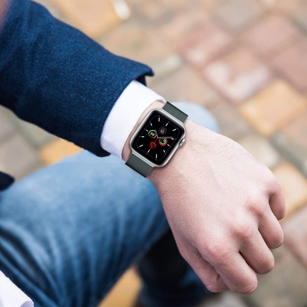 Dirželis Tech-Protect Milanese Band Apple Watch 8 / 9 / 10 / 11 / SE / Ultra (44 / 45 / 46 / 49 mm) Juoda