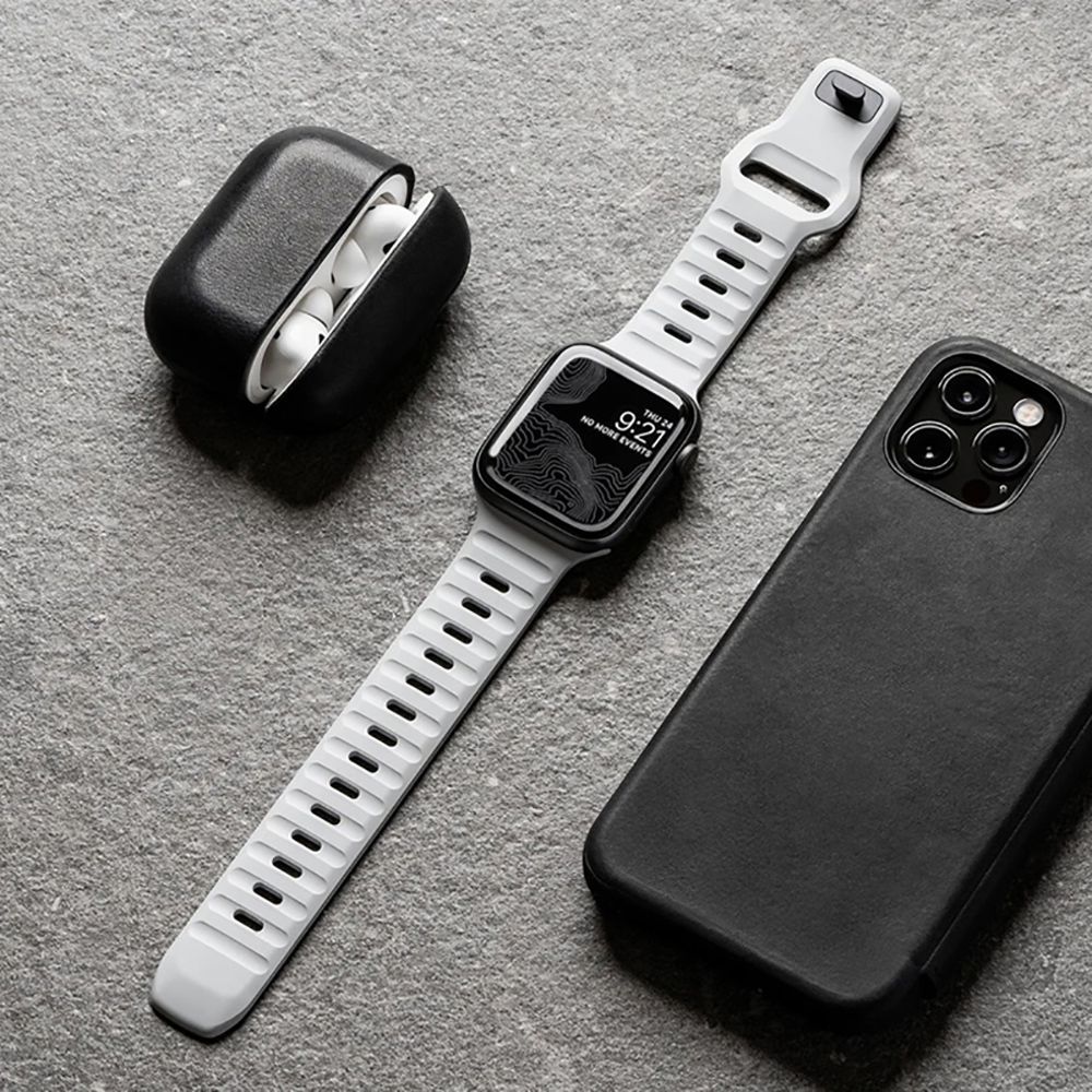 Dirželis Tech-Protect Iconband Line Apple Watch 8 / 9 / 10 / 11 / SE / Ultra (44 / 45 / 46 / 49 mm) Juodas