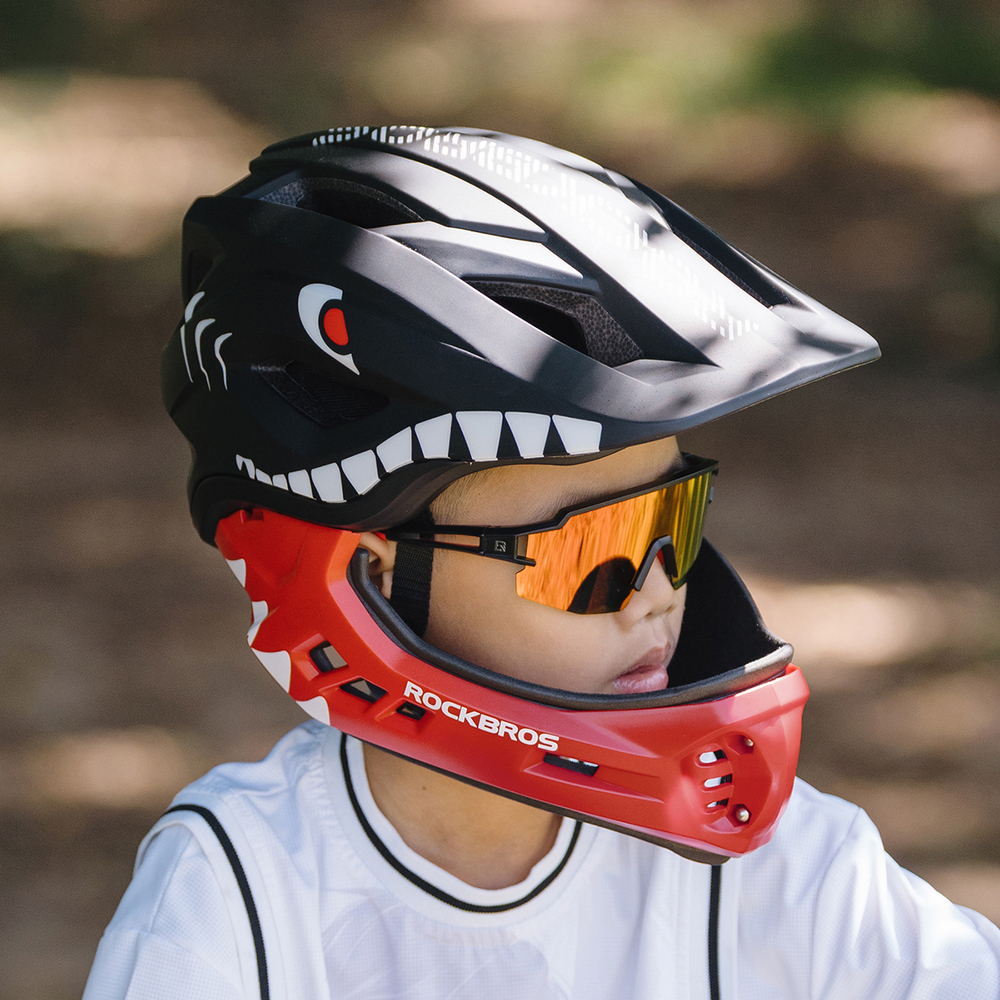 Rockbros TT-32005 Shark vaikų dviračio šalmas su nuimama žande M dydis (54-58 cm) - Juoda